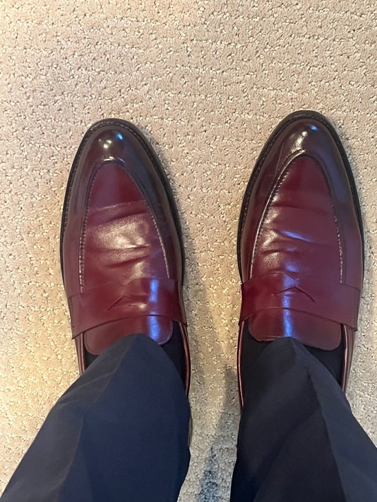 Mens burgundy loafers size 9 1/2 main image 9